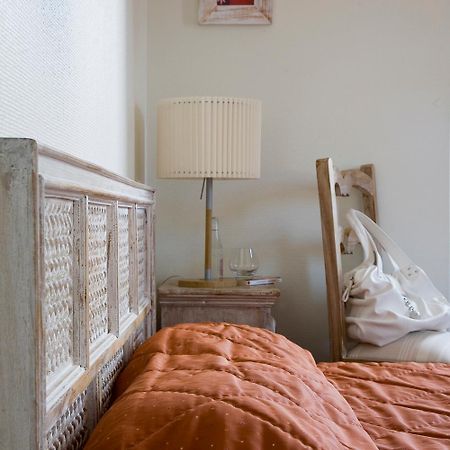 Logis Hotel Les Flots Bleus 볼류 쉬르 도르도뉴 외부 사진