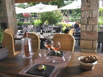 Logis Hotel Les Flots Bleus 볼류 쉬르 도르도뉴 외부 사진